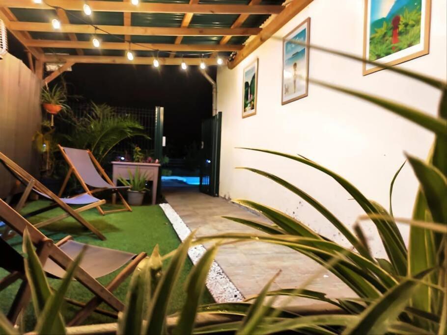 Villa Oneway, Piscine Privee, Classee 3 Etoiles Sainte-Rose Exterior foto