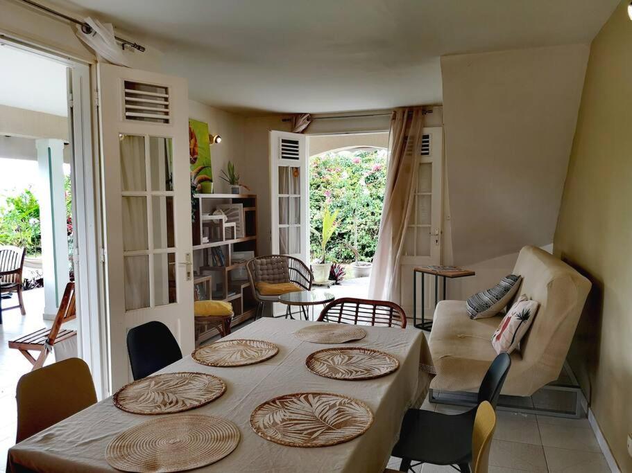Villa Oneway, Piscine Privee, Classee 3 Etoiles Sainte-Rose Exterior foto
